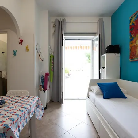 Lussy House Rifugio Sul Mare Casatuabari Holiday home *