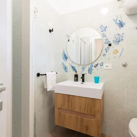 Tatil Evi Lussy House Rifugio Sul Mare Casatuabari *