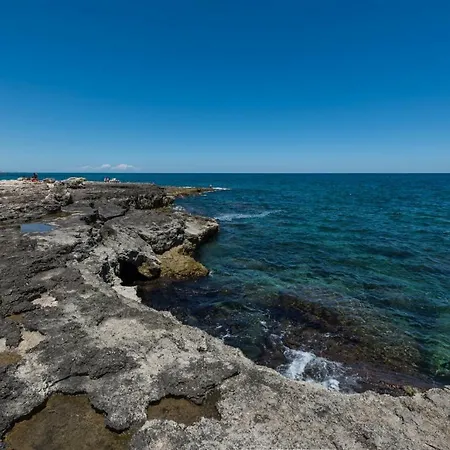 Tatil Evi Lussy House Rifugio Sul Mare Casatuabari *